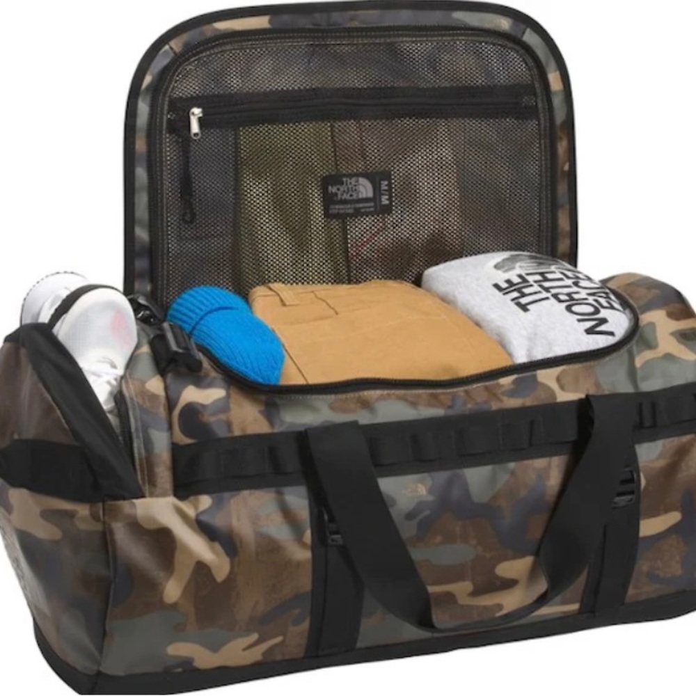 The North Face Base Camp Duffel - Medium 71 L NWT CamoColor: Kelp Tan Tnf Camo